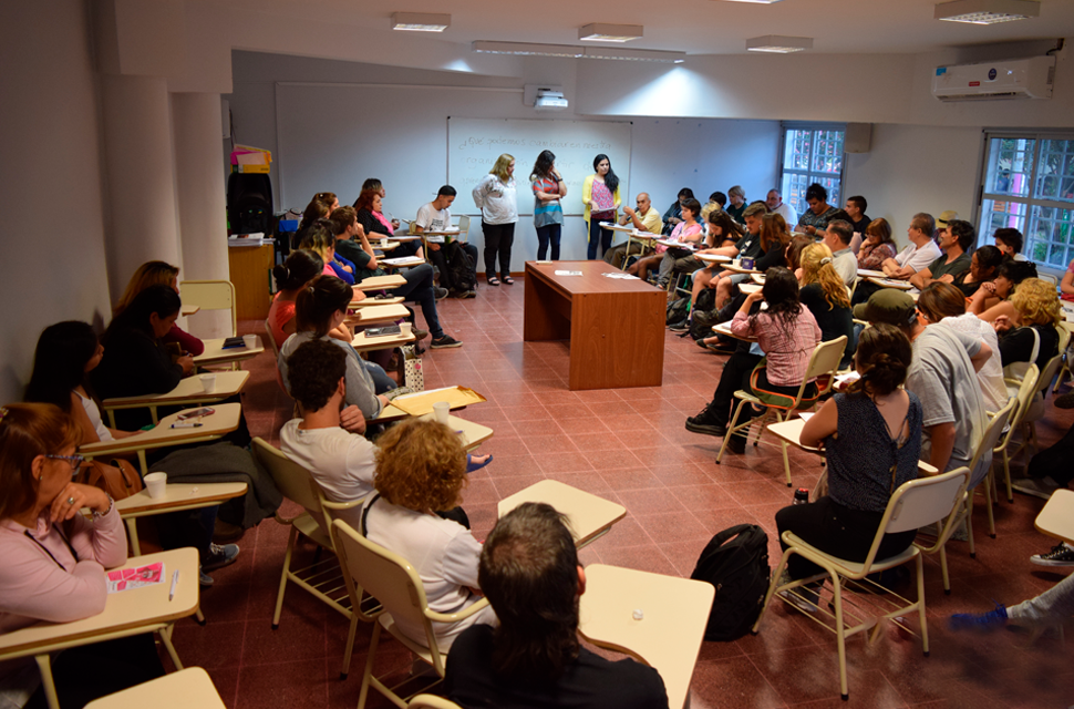 Ciclo de conversatorios TS | Pensar la salud mental, construir cuidados en comunidad