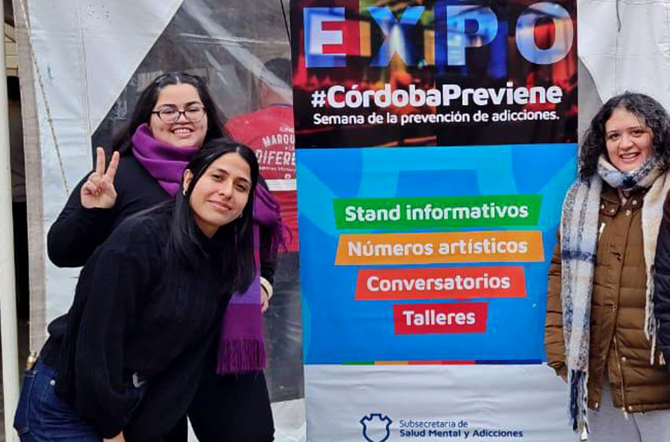 Estudiantes de Sociales participaron en la Expo Córdoba Previene