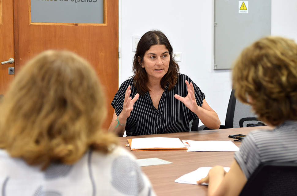 El PICS de Sociales recibió a la investigadora francesa Amélie Nicolas