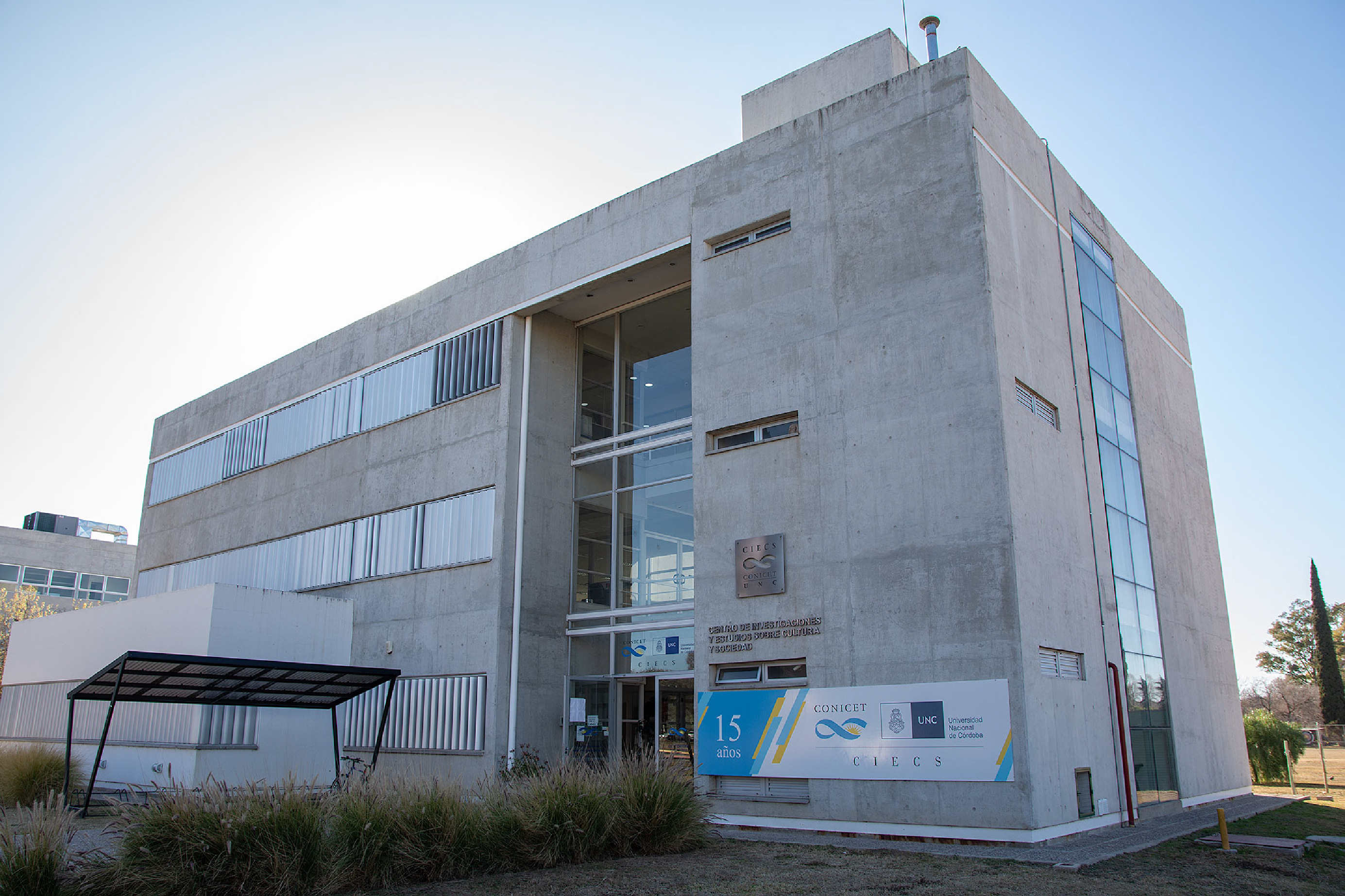 Convenio de cooperación entre CIECS – CONICET y la Escuela de Frankfurt