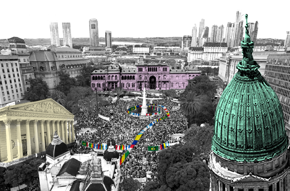 plaza-congreso-en-buenos-aires-con-muchas-personas-y-banderas-de-america-latina