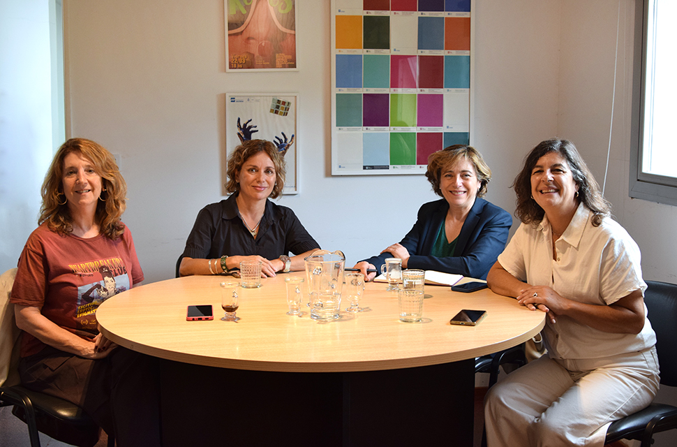 Directora de la Escuela Complutense Latinoamericana se reunió con autoridades de Sociales