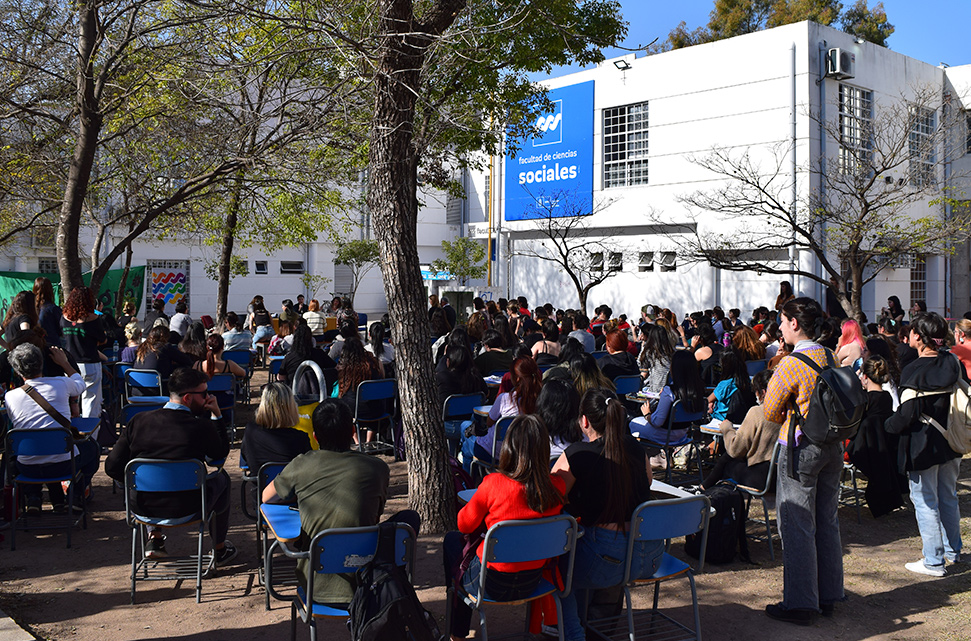 Conflicto Universitario | HDC Sesión abierta el 5 de agosto