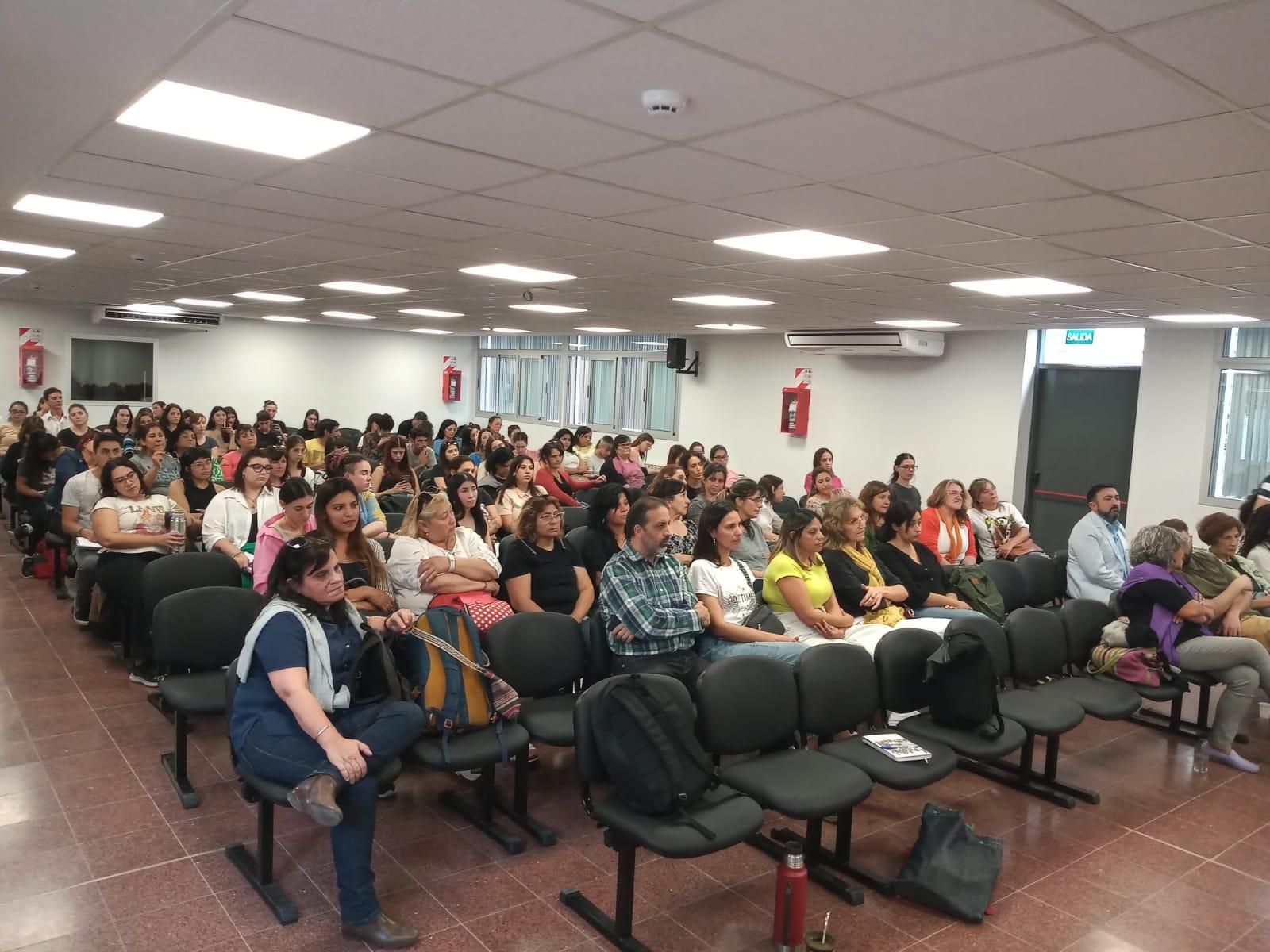 apertura-especializacion-niniez-y-adolescencia-2