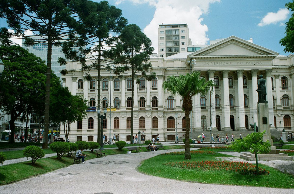 Beca de movilidad internacional para docentes-investigadores de la FCS en la Universidad Federal de 